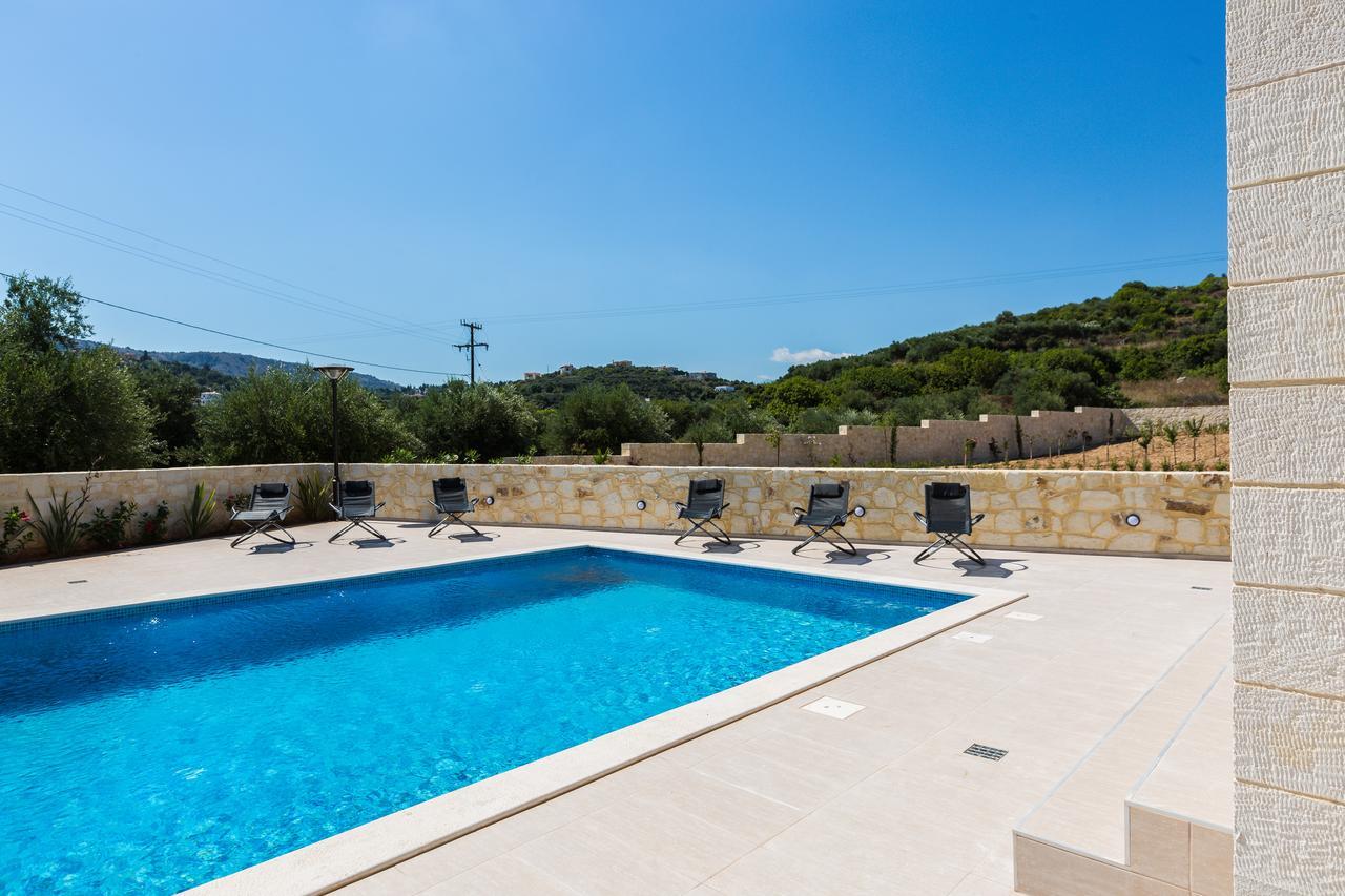 Eudora Luxury Stone Villa Almirida Exterior foto