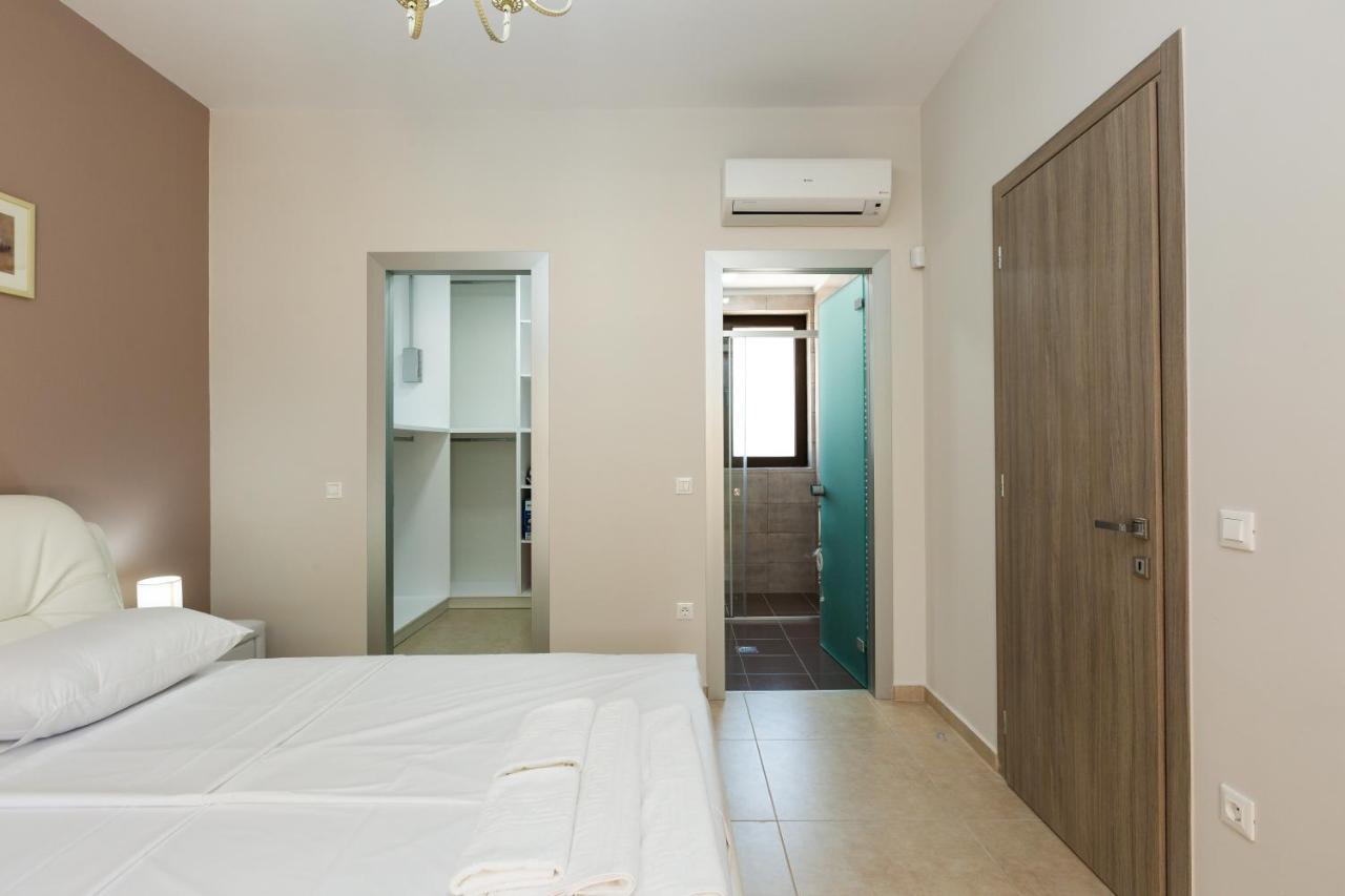Eudora Luxury Stone Villa Almirida Exterior foto