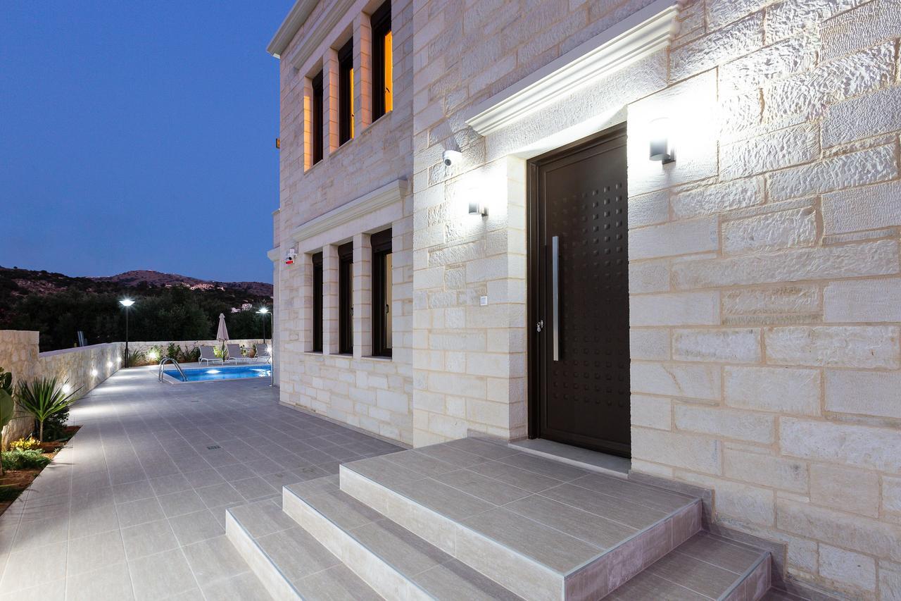 Eudora Luxury Stone Villa Almirida Exterior foto