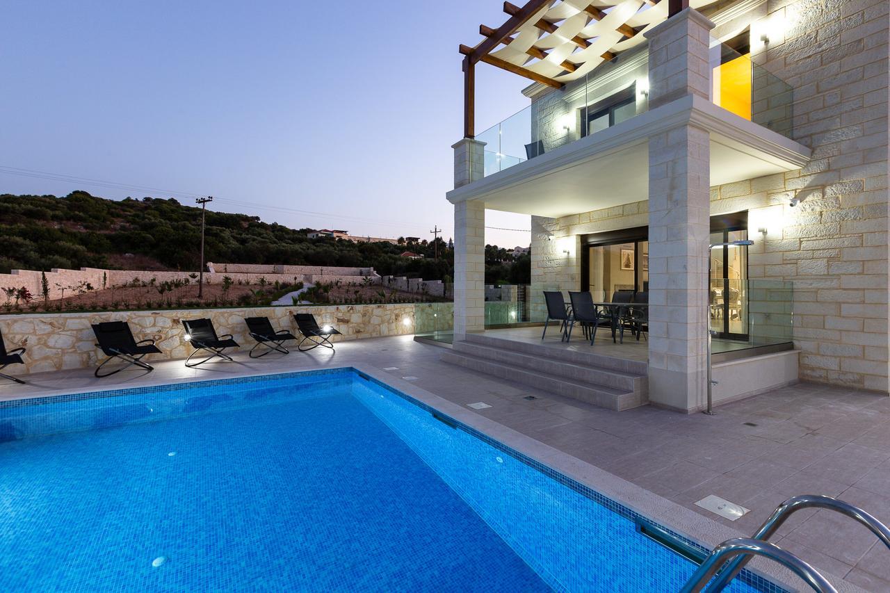 Eudora Luxury Stone Villa Almirida Exterior foto